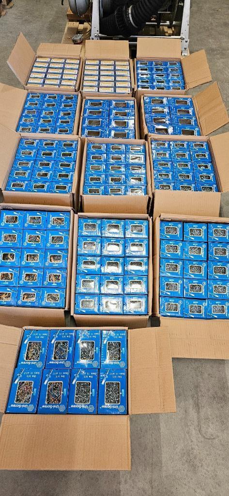 Schroeven nodig ,Nergens goedkoper 480 doos ,inhoud 96.000st, Ophalen, Nieuw, Minder dan 50 mm, Schroeven