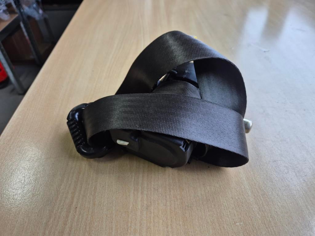 Maserati Quattroporte V M139 Gordels - Links, Rechts, Achter, Maserati, Ophalen of Verzenden, Viale Ciro Menotti 322, 41121 Modena, Italy