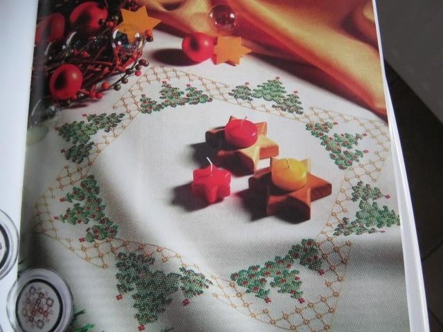 Borduurpatroon  Kerstkleed   nr 5647, Verzenden, Nieuw, Handborduren, Patroon