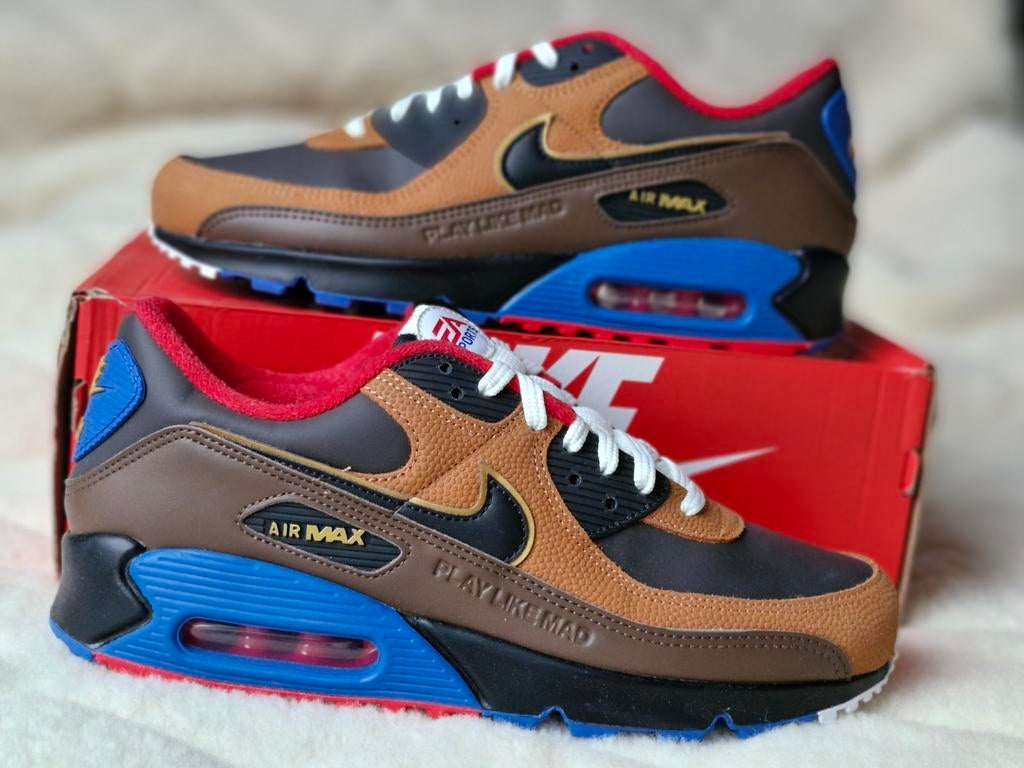 Nike air max 90 Ea sports NFL 'play like mad' 44.5, Overige kleuren, Nike, Nieuw, Ophalen of Verzenden