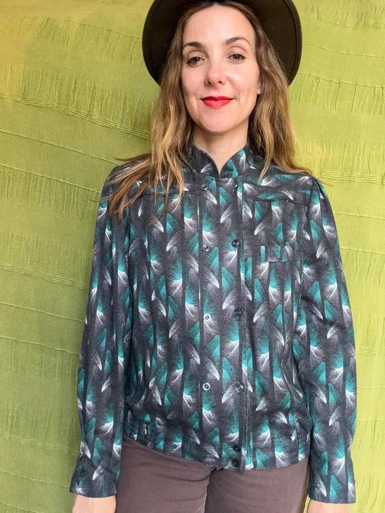Vintage blouse, maat 42/XL - grijs & groen - pluimen - 90's, Kleding | Dames, Blouses en Tunieken, Gedragen, Maat 42/44 (L), Grijs