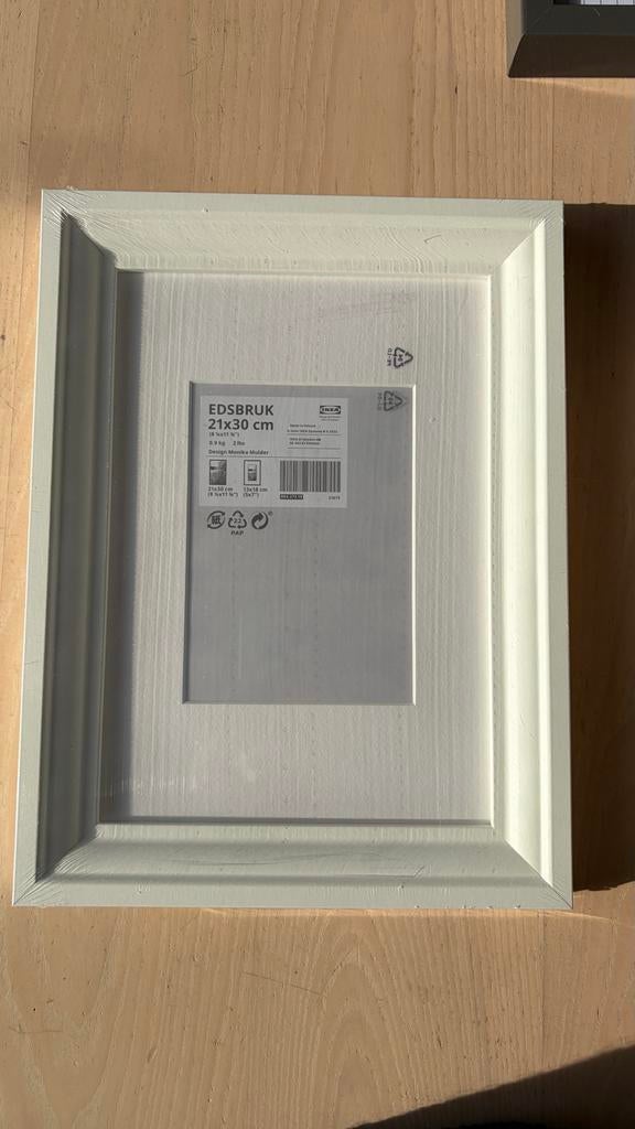 IKEA Edsbruk fotolijst wit 21x30 cm - Nieuw in verpakking, Ophalen of Verzenden, Nieuw, Hout, Minder dan 50 cm