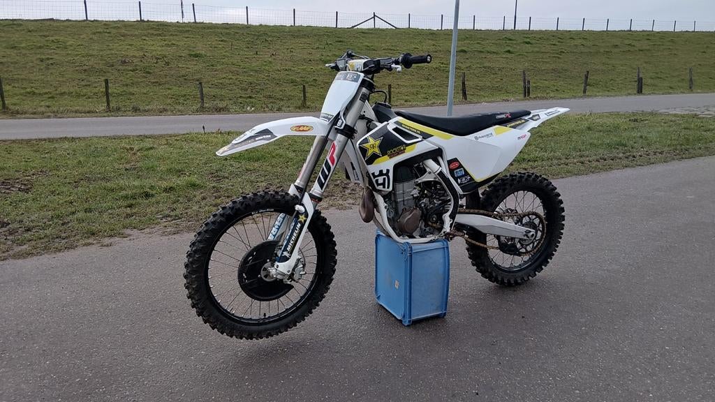 Nette goed onderhouden husqvarna FC 450 crossmotor (bj2017), Bedrijf, Crossmotor