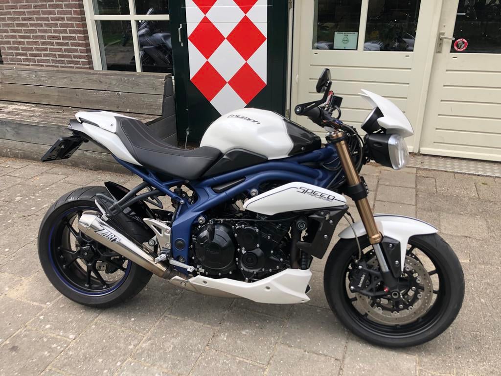 Triumph SPEED TRIPLE 1050 SE ABS (bj 2013)