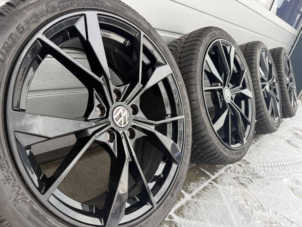 18 inc VW Golf 7 8 MK8 E-golf Touran Caddy Seat Leon velgen, 18 inch, -, -, Banden en Velgen