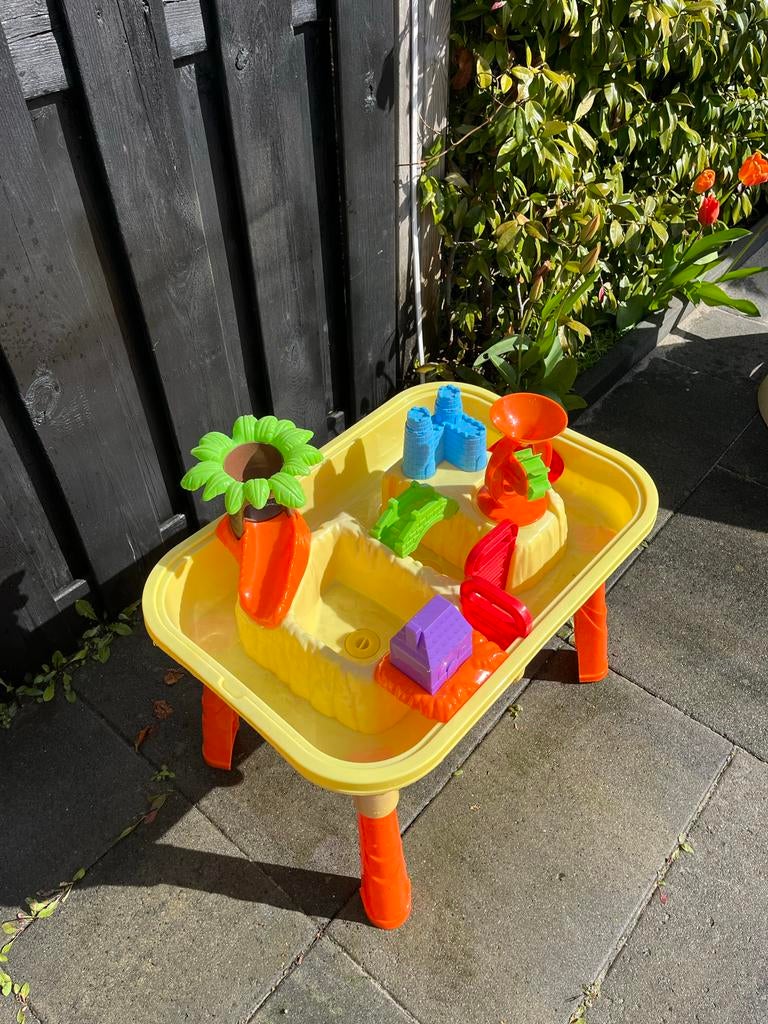 Water zand tafel, Kinderen en Baby's, Speelgoed | Buiten | Zandbakken, Ophalen of Verzenden, Zo goed als nieuw
