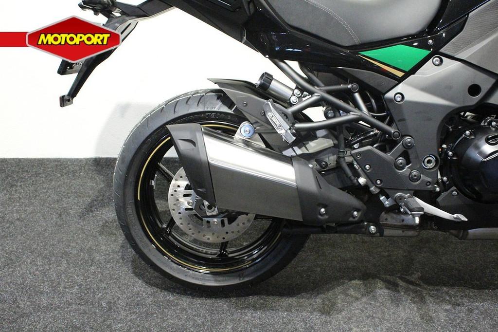 Kawasaki Versys 1100 S - foto 3