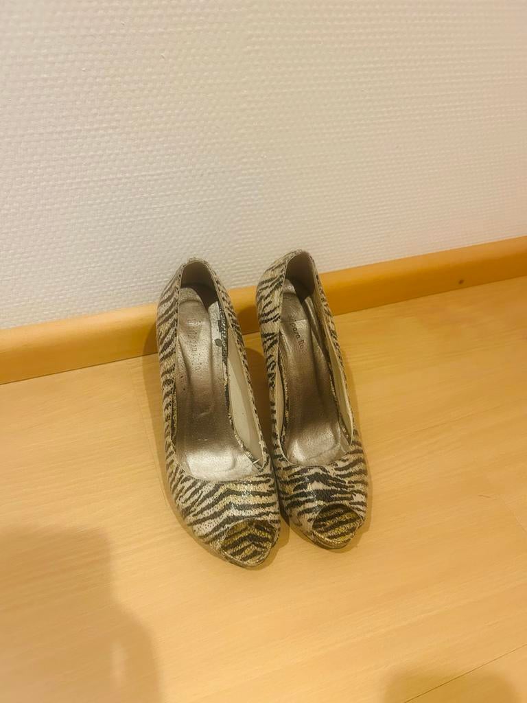 Hakken met zebraprint - Maat 39, Ophalen, Gedragen, Overige kleuren, Pumps