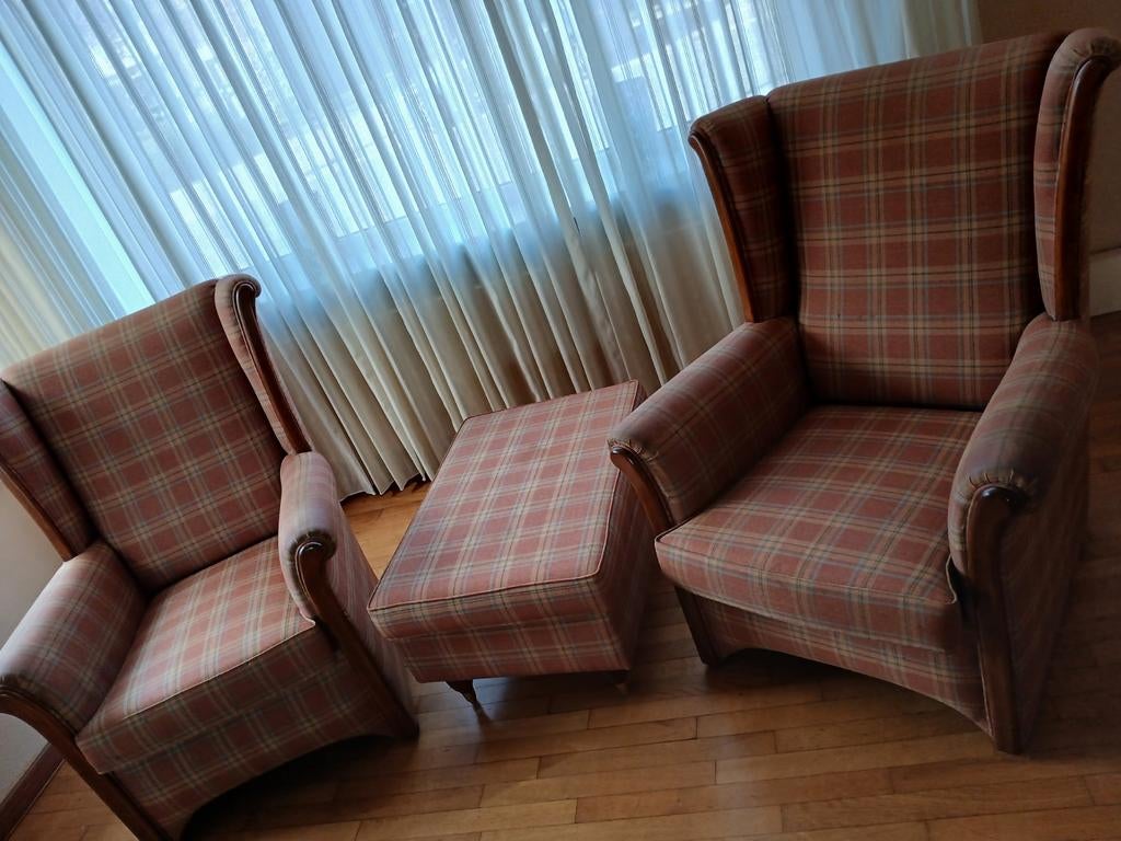 2 Fauteuils met hocker, Ophalen