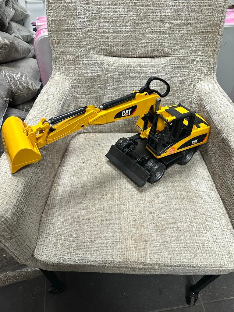Speelgoed tractor en graafmachine, Ophalen, Gebruikt