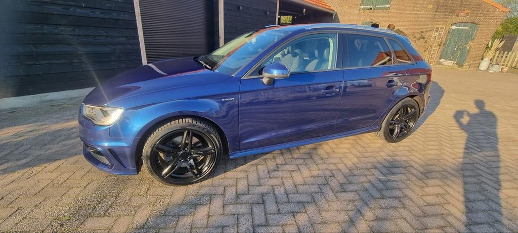 Audi A3 1.4 Tfsi 204pk E-tron Phev S Tronic 2015 Blauw, Auto's, Audi, 4 cilinders, 1395 cc, USB, 149 pk