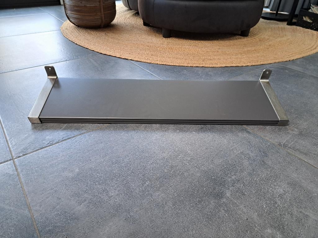 3x IKEA BERGSHULT / GRANHULT wandplank grijs/zwart, Ophalen, Gebruikt