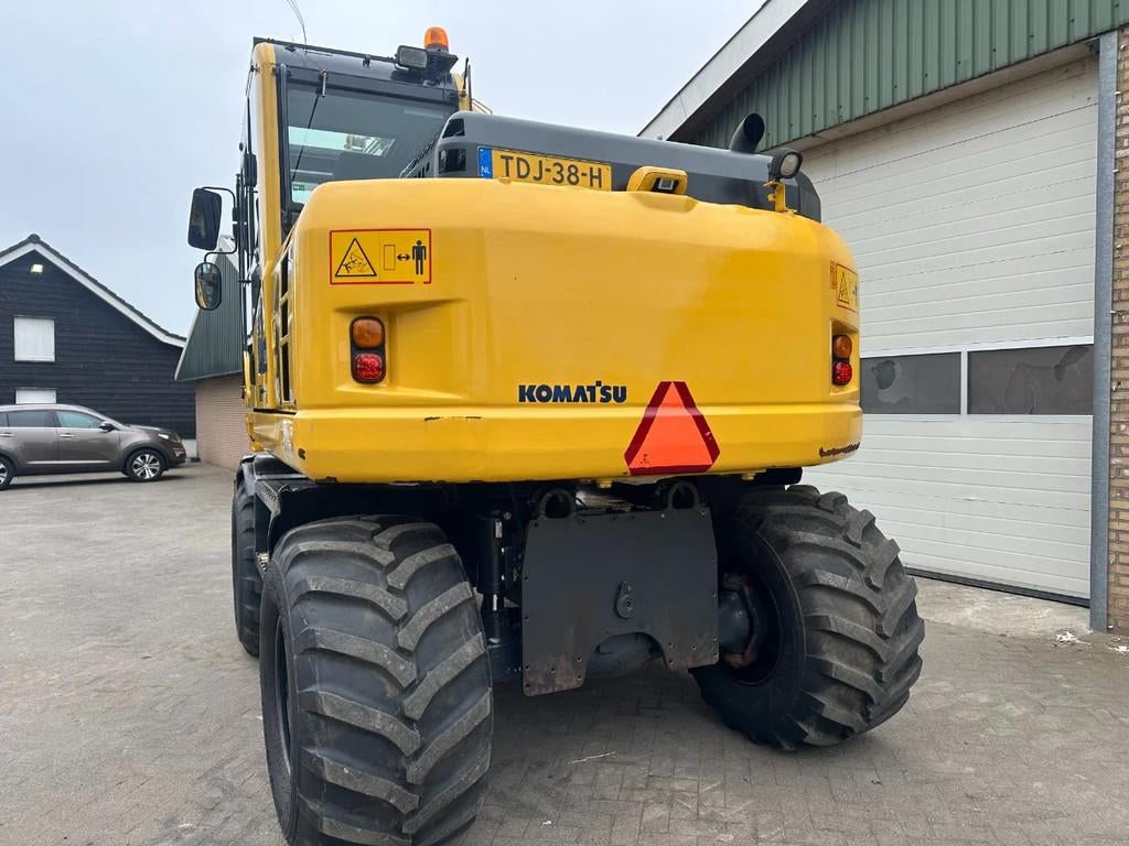 Komatsu PW148 PW148-8 (bj 2014), Zakelijke goederen, Graafmachine