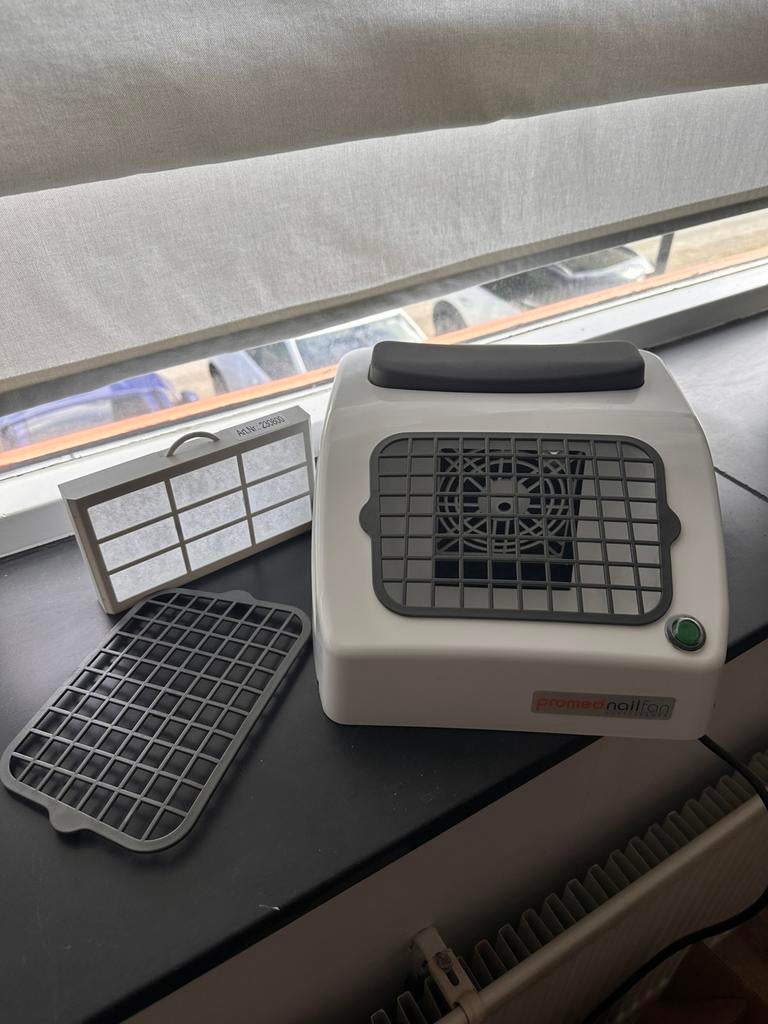 Promed nailfan nagel afzuiger, Ophalen, Zo goed als nieuw, Handen en Nagels