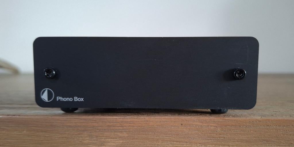 Pro-Ject Phonobox HiFi voorversterker voor MM of MC element, Ophalen of Verzenden, Zo goed als nieuw, Minder dan 60 watt, Overige merken