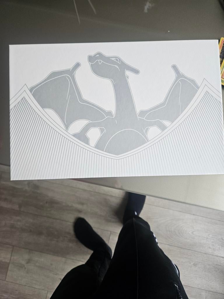 Geopende Charizard Ultra Premium Collection (UPC), Ophalen of Verzenden, Gebruikt, Overige typen, Foil