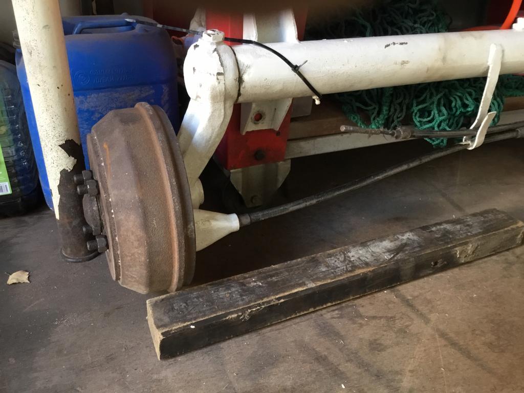 Mostard Yvonne torsie as, Ophalen, Gebruikt