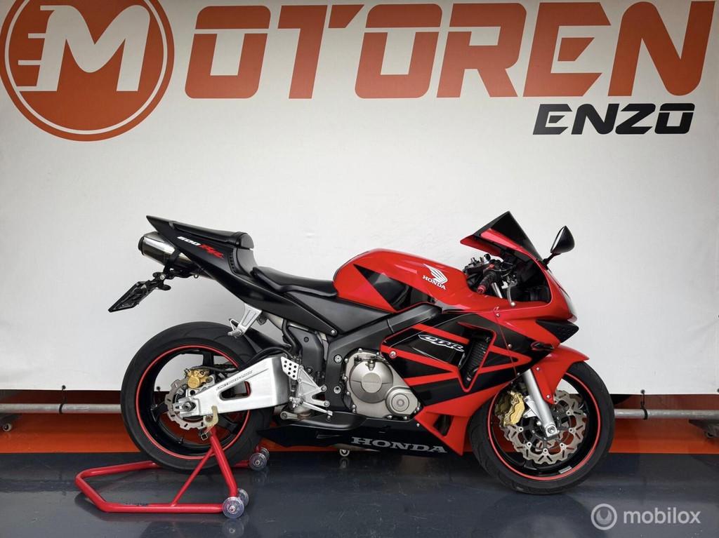Honda CBR 600RR 17 jr vorige eig 37.000 KM STRAKKE MOTOR