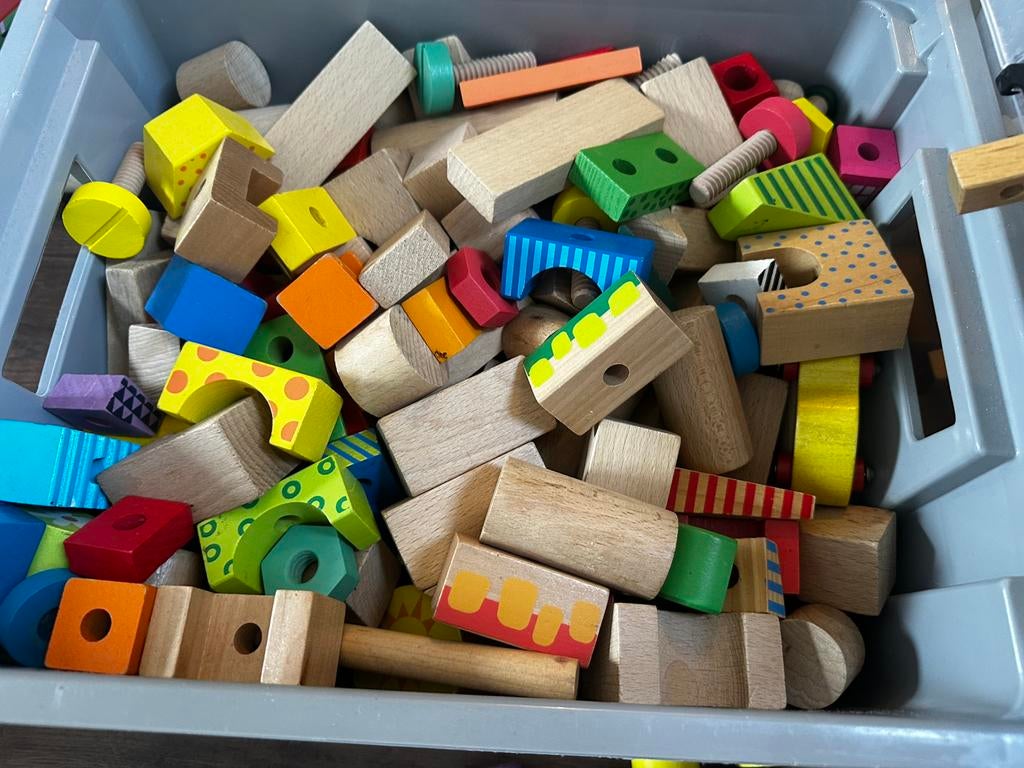 Houten blokken speelgoed treintjes stapelstenen, Kinderen en Baby's, Ophalen of Verzenden, Zo goed als nieuw