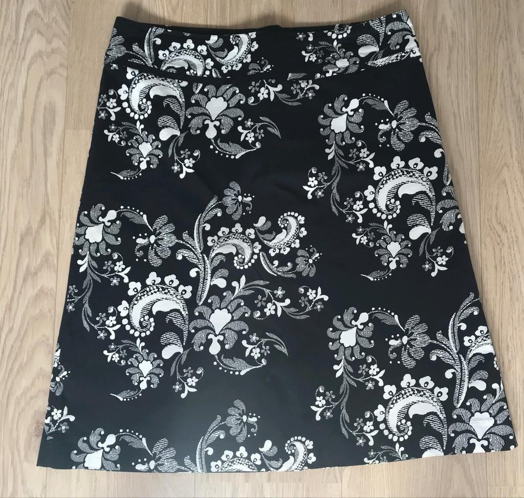 Zwarte gevoerde rok met rits, maat 40, Maat 38/40 (M), H&M, Zwart, Ophalen of Verzenden