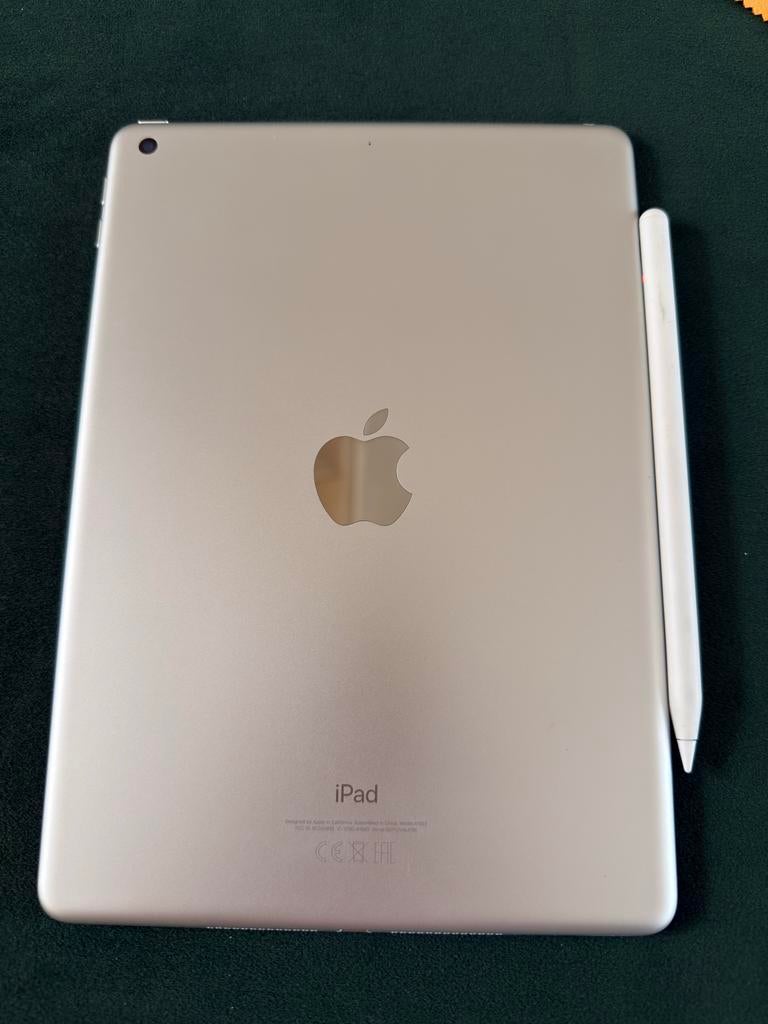 iPad 2018 9,7 inch+gratis, Computers en Software, Apple iPads, 9 inch, 32 GB, Apple iPad, Ophalen of Verzenden