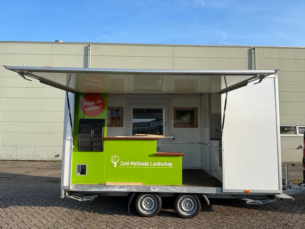 Foodwagen / Woonunit met toilet, Ophalen