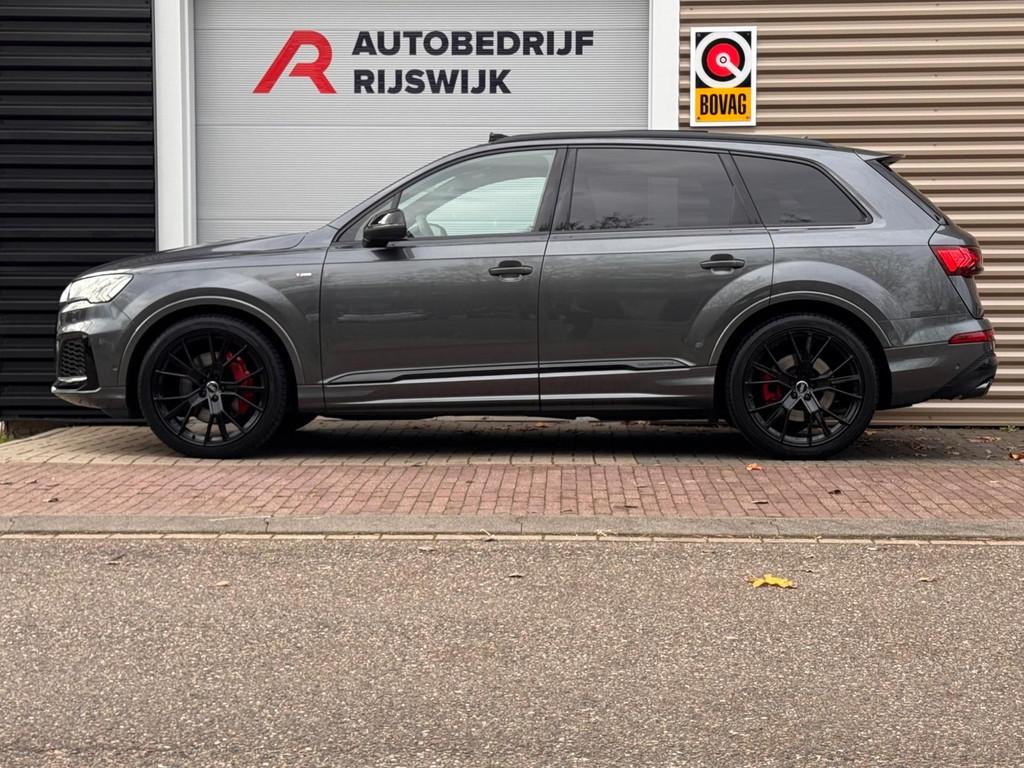 Audi Q7 55 TFSI quattro SQ7 RS zetels/Matrix/Lucht/Pano, Automaat, 12 maanden, Gebruikt, 2995 cc