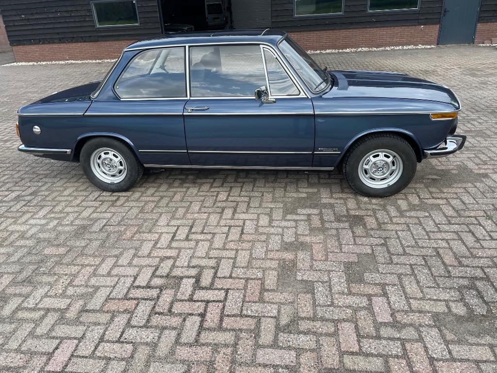 BMW 2002 orgineel 1975 Blauw automaat, Auto's, BMW, Automaat, Achterwielaandrijving, Overige modellen, 4 cilinders