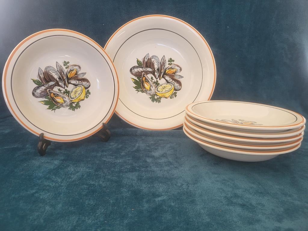 Mossel serveerschaal met 6 borden - Ceramica Quadrifoglio, Huis en Inrichting, Keuken | Servies, Ophalen, Keramiek, Overige stijlen