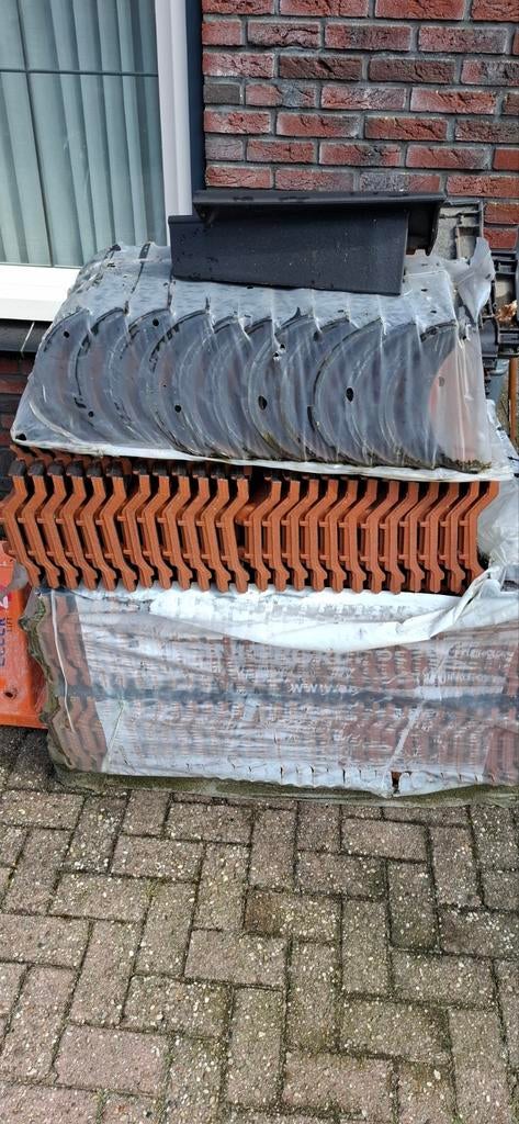 Dakpannen Modena 11 - Nieuw, Ophalen, Steen of Klei, Zwart, Nieuw