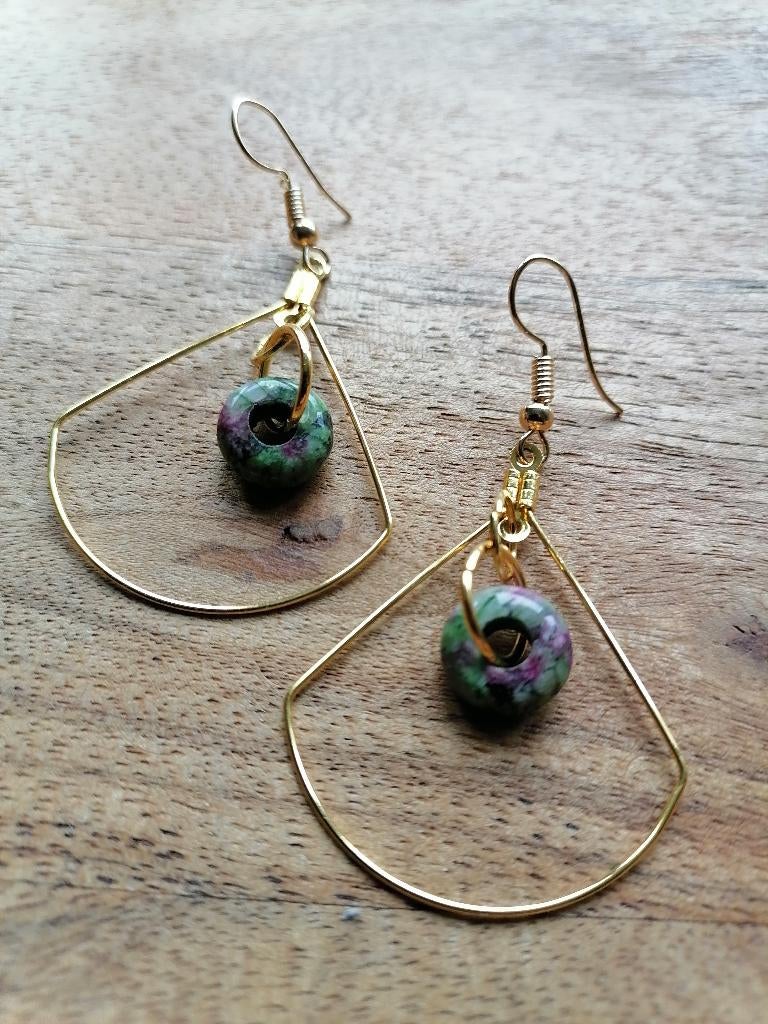 Nieuwe zelfgemaakte goudkleurige oorbellen met agaat, Sieraden, Tassen en Uiterlijk, Oorbellen, Overige materialen, Hangers, Verzenden