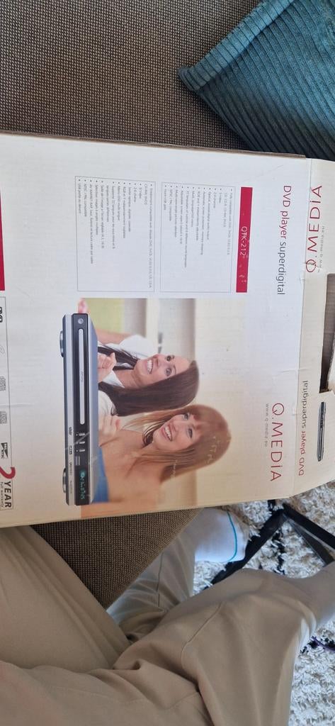 DVD speler Q.MEDIA QTK-212 met afstandsbediening, Ophalen of Verzenden, Gebruikt, Dvd-speler, Overige merken