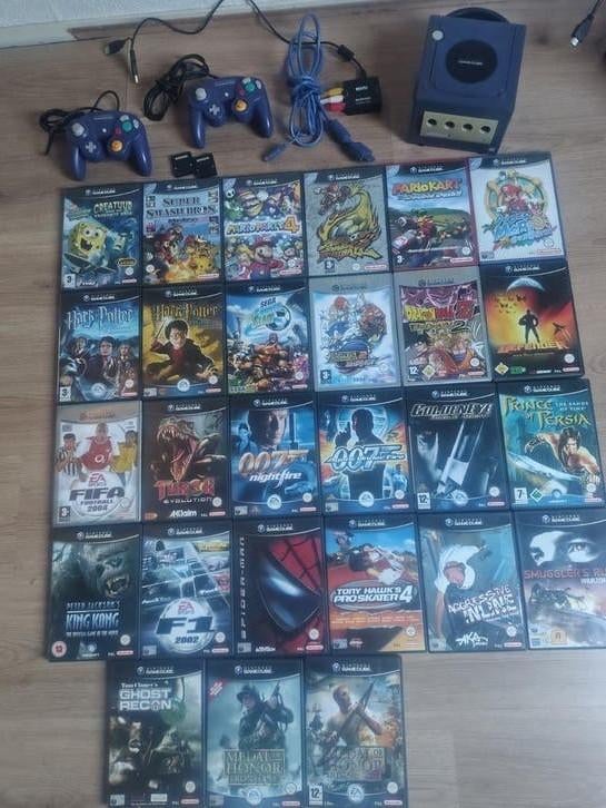 Nintendo gamecube met 28 spellen, 3 spelers of meer, Ophalen of Verzenden, Gebruikt, Vanaf 3 jaar