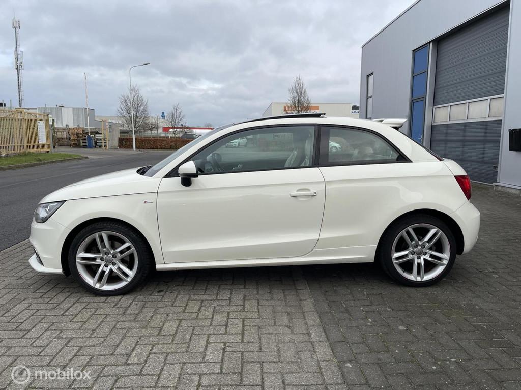 Audi A1 1.4 TFSI 3x S-Line 2011 | Pano/Bose/Schaalstoelen/Le, Voorwielaandrijving, Euro 5, 4 stoelen, Origineel Nederlands