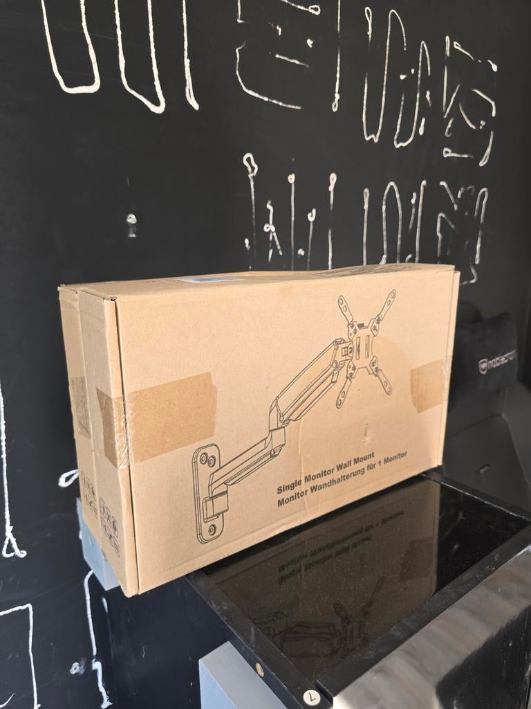 2x Monitor Muurbeugel tot 32 inch - Nieuw in doos, Computers en Software, Monitoren, Tot 32 inch, Ophalen of Verzenden, Nieuw