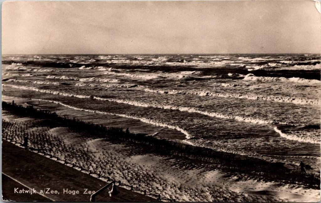 Katwijk aan Zee - Hoge Zee (1954), Verzamelen, Ansichtkaarten | Nederland, Verzenden, 1940 tot 1960, Gelopen, Zuid-Holland