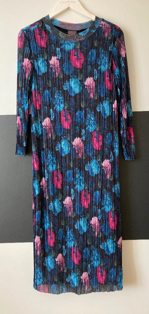 Nieuw Dames Jurk ZE-ZE Nordic (S), Ophalen of Verzenden, Nieuw, Maat 36 (S), Onder de knie