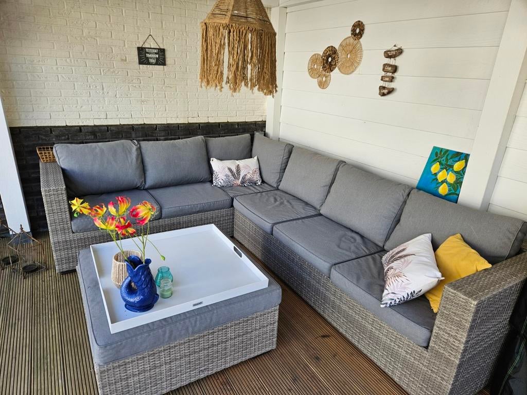 Grijze loungeset met hocker, Ophalen, Wicker, Hocker