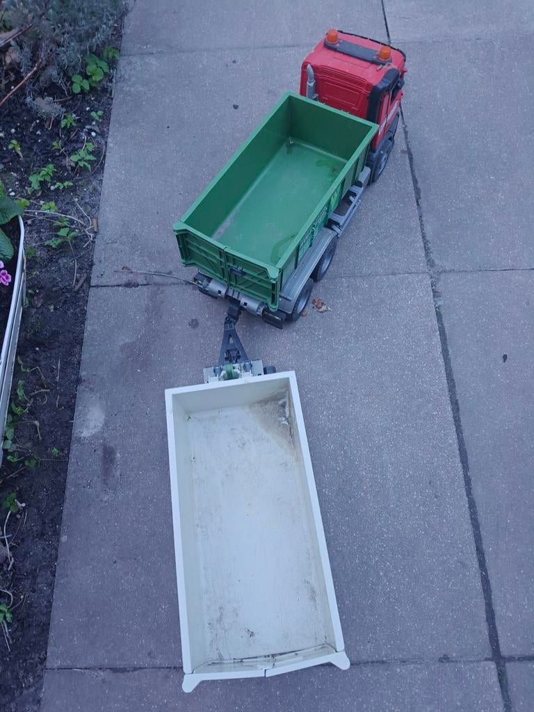 Grote speelgoed vrachtwagen met aanhanger, Ophalen of Verzenden, Gebruikt