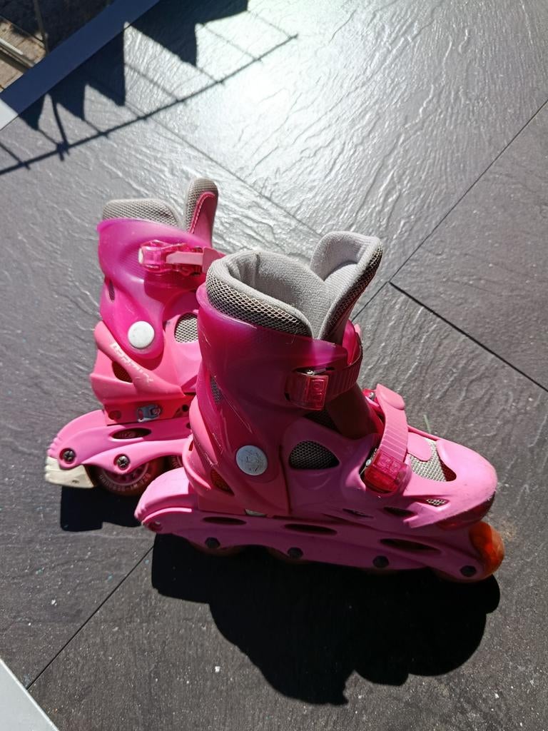 Roze verstelbare skeelers. Maar 32 tm 35, Kinderen en Baby's, Speelgoed | Buiten | Rolschaatsen, Ophalen