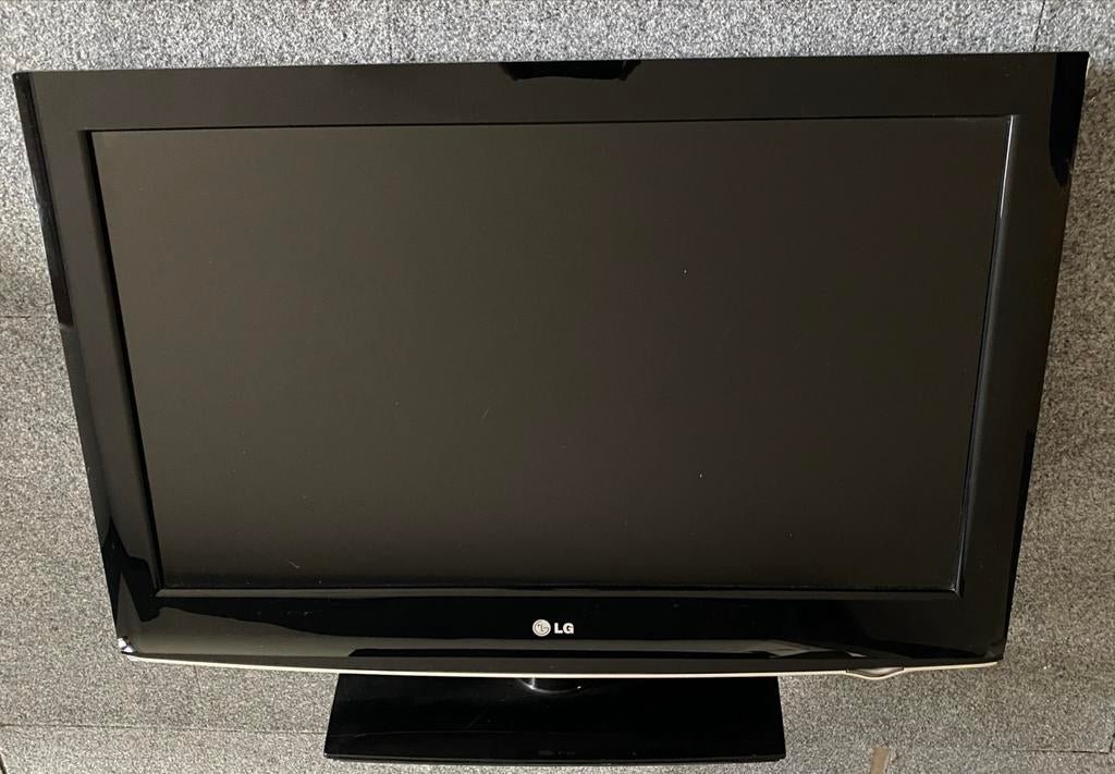 LG 32LH3300 LCD TV - 32 inch Full HD, Ophalen, Gebruikt, 50 Hz, LCD
