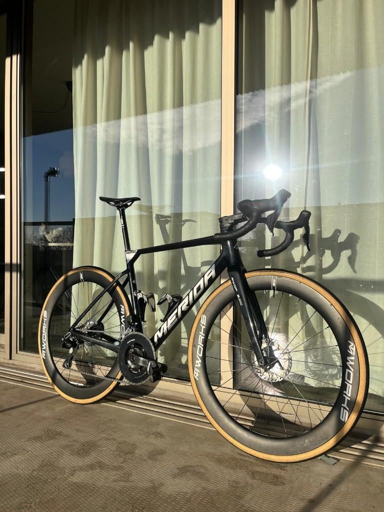 Merida Scultura 6000 M (105 di2 met upgrades!), Fietsen en Brommers, 28 inch, Gebruikt, Carbon, Heren