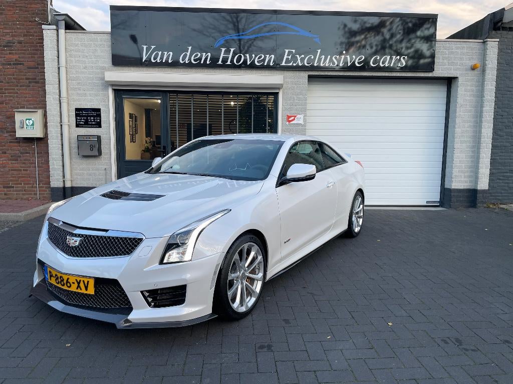 Cadillac ATS-V 3.6L Twin Turbo Track Performance Package, Auto's, Cadillac, Automaat, USB, Achterwielaandrijving, Wit