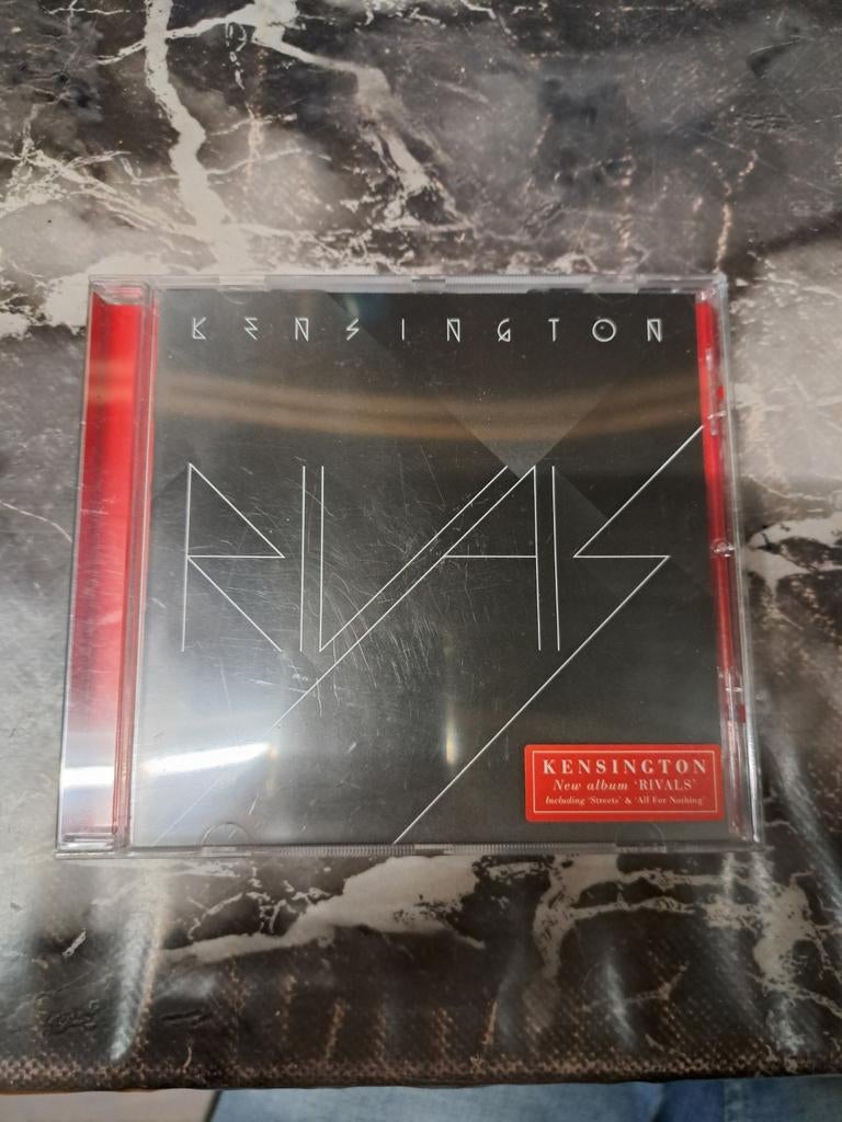 Rivas, Ophalen of Verzenden, Zo goed als nieuw