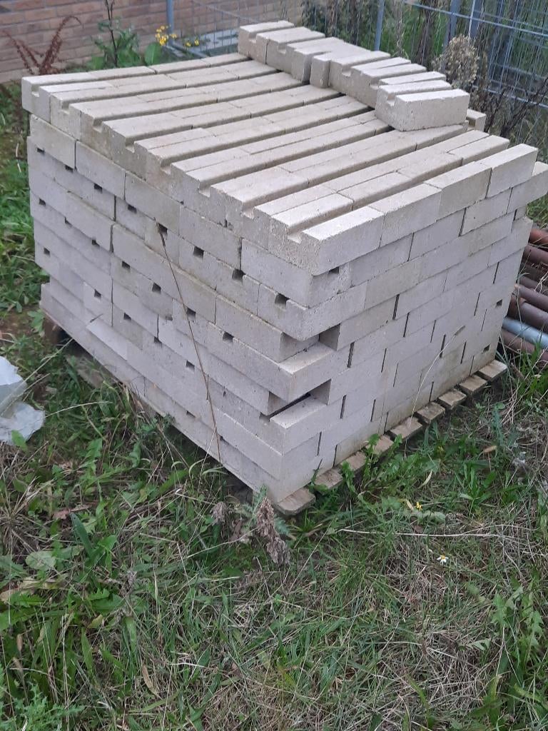 Betonstenen dubbel maasformaat, Ophalen, Nieuw, Beton