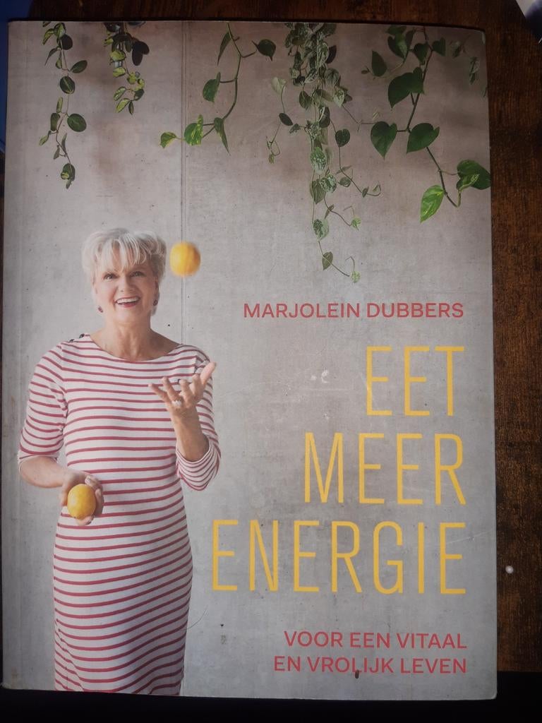 Eet Meer Energie - Marjolein Dubbers, Boeken, Gezondheid, Dieet en Voeding, Ophalen of Verzenden, Zo goed als nieuw, Gezondheid en Conditie