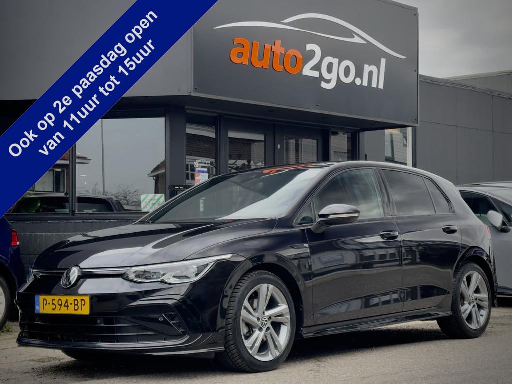Volkswagen Golf 1.5 eTSI AUT7 R-LINE+ SPORT-INT NAVI CAMERA, Auto's, Euro 6, 4 cilinders, Zwart, Origineel Nederlands