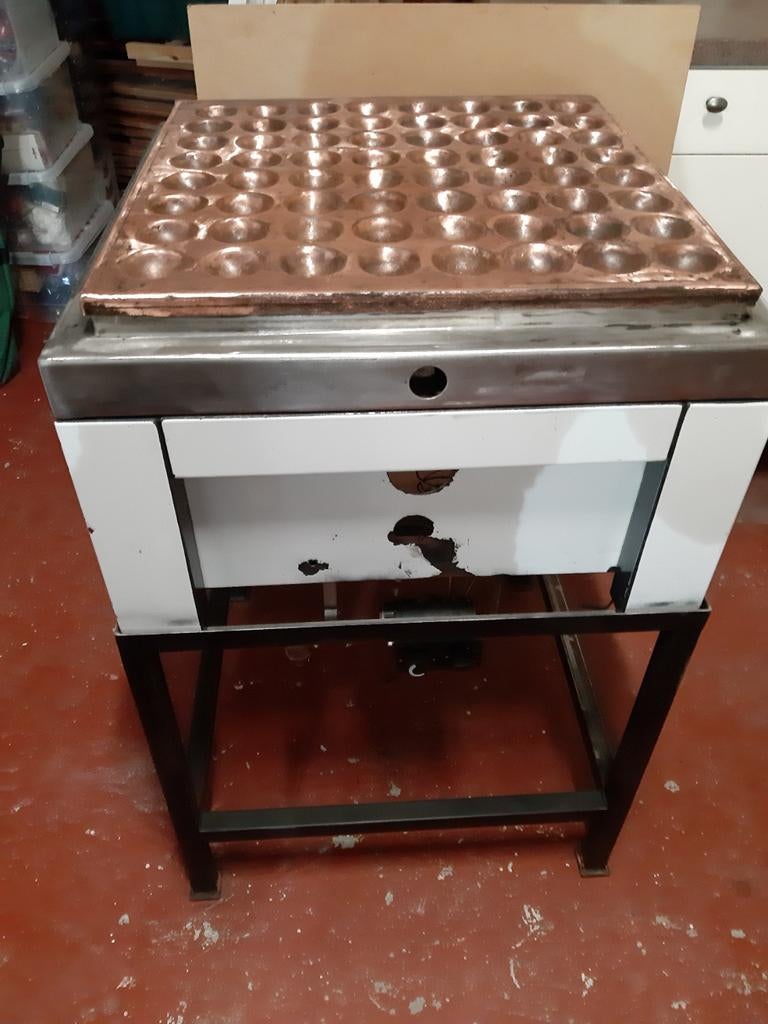 Poffertjespan van koper 64 doppen, Ophalen, Overige materialen, Overige stijlen