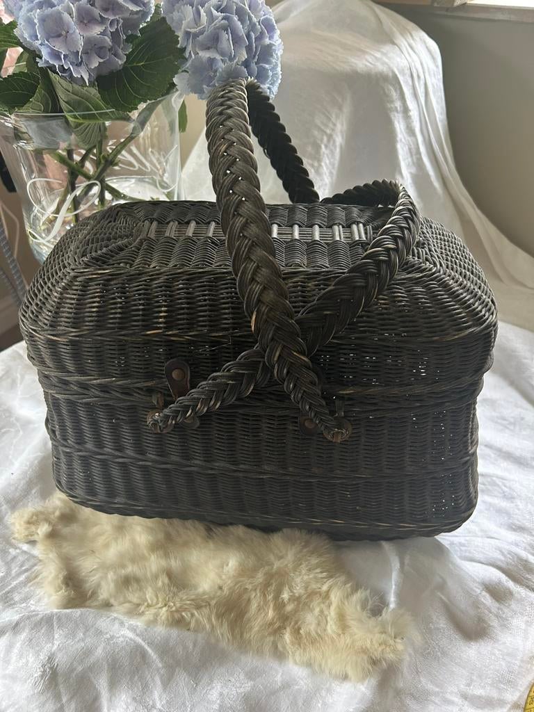 Frans antiek perron mandje izgst 1890, Ophalen