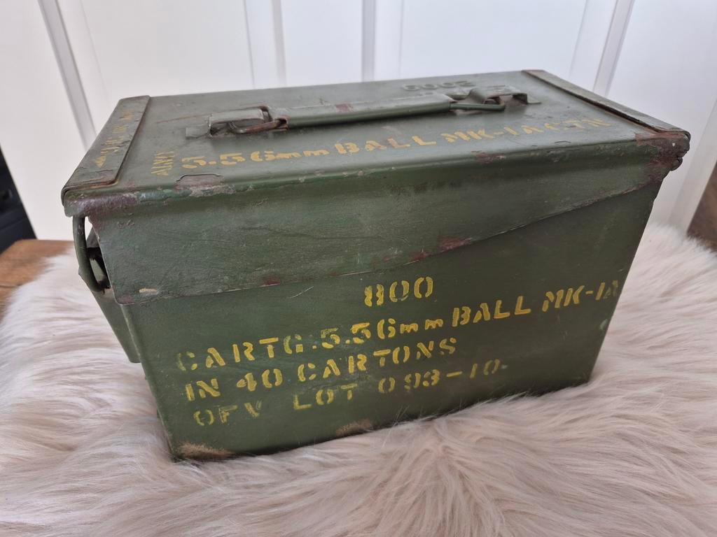 Oud Munitie kistje, Verzamelen, Ophalen, Landmacht, Nederland, Kist of Geocache